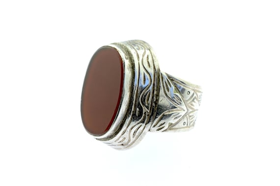 Antique Turkmenistan silver ethnic ring with oval carnelian gemstone. Old tribal Tekke jewellery