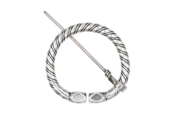 Old Tunisian ethnic Berber silver fibula. Small KHELLA tribal fibula from Mahdia in Tunisia