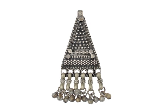 Old Yemeni silver tribal amulet. Antique talisman from Yémen
