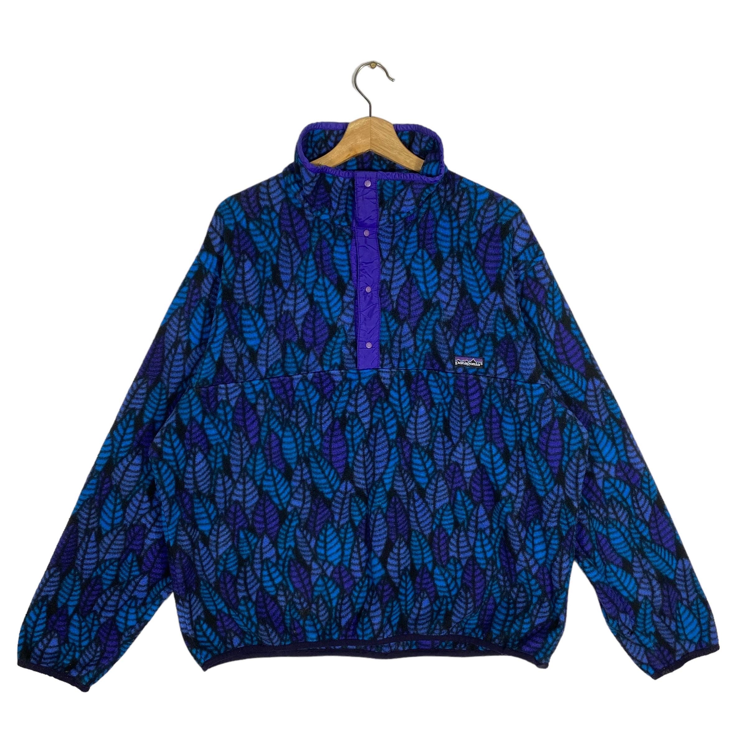 Howl stone blue represented patagonia