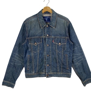 Levi&#39;s Slim Trucker Denim Jacket Medium Size Red Tab Jeans Jacket Classic