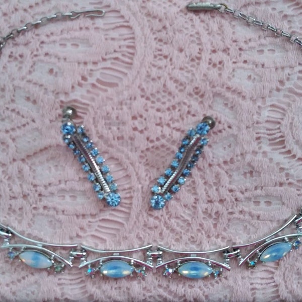 Vintage Coro blue rhinestones Earrings drop screw back and Tara lucite and blue rhinestones necklace set