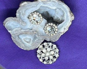 Vintage clear Rhinestone Brooch and Clip Earrings set