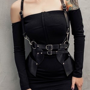 Dita Corset Belt, Leather Underbust Corset, Statement belt for Women, Harness Belt with Detachable Shoulder Part