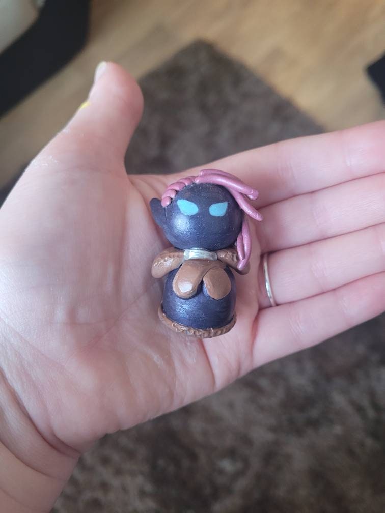 Drastisch textuur Beschrijvend Konar Quo Maten Slayer Master OSRS Charm Figurine Runescape - Etsy UK Drastisch textuur Beschrijvend Konar Quo Maten Slayer Master OSRS Charm Figurine Runescape - Etsy UK