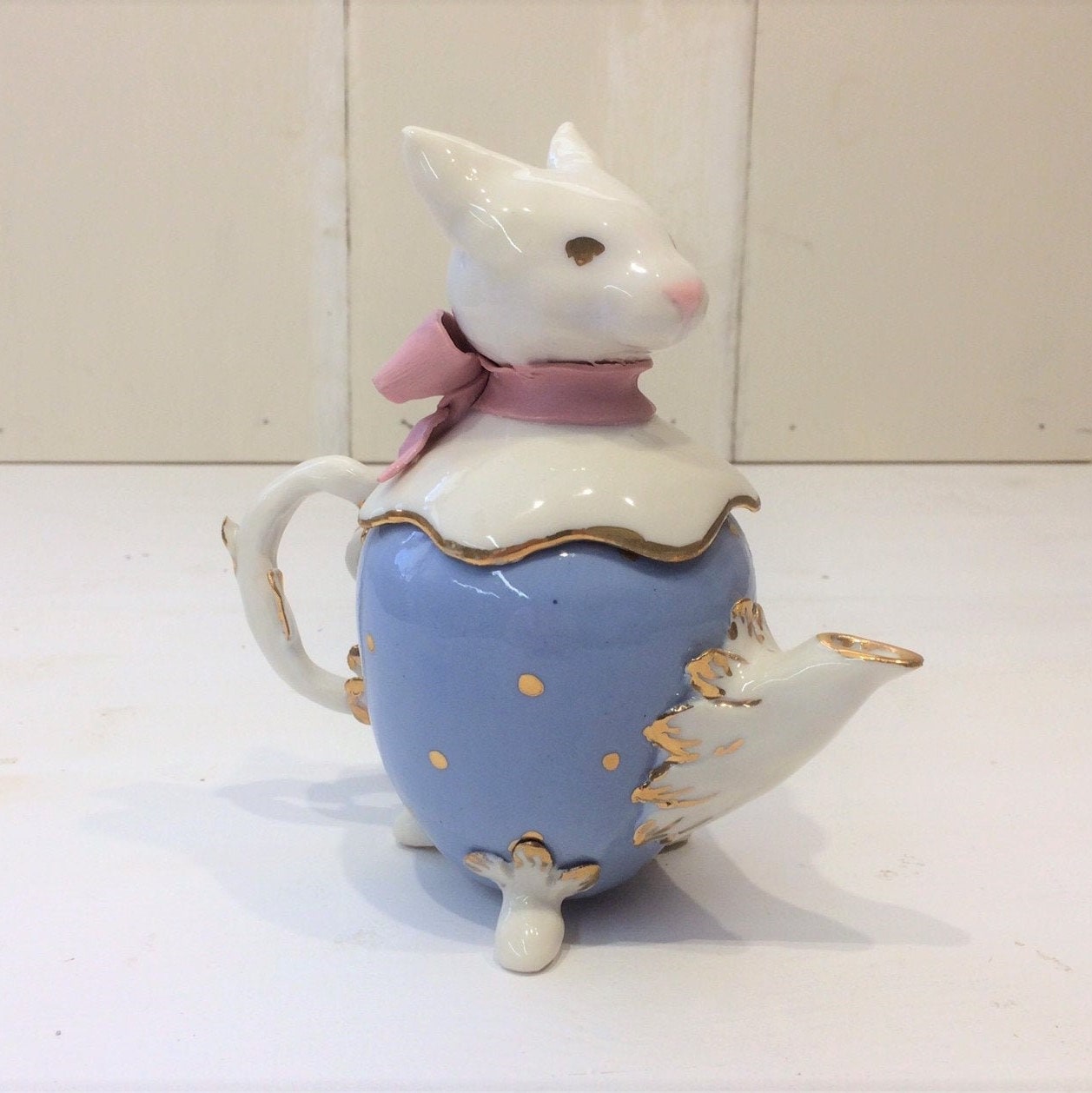 Milk jug in porcelain Little Cat. Modeled and Etsy