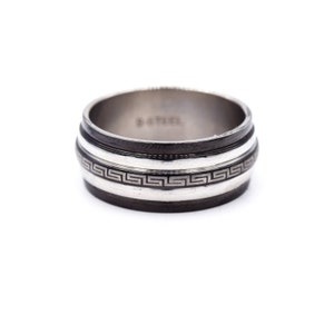 Stainless Steel Band With Nice Unique Design And Black Lines Valentine&#39;s Day Wedding Band For Men Simple & Casual Band Present For Him