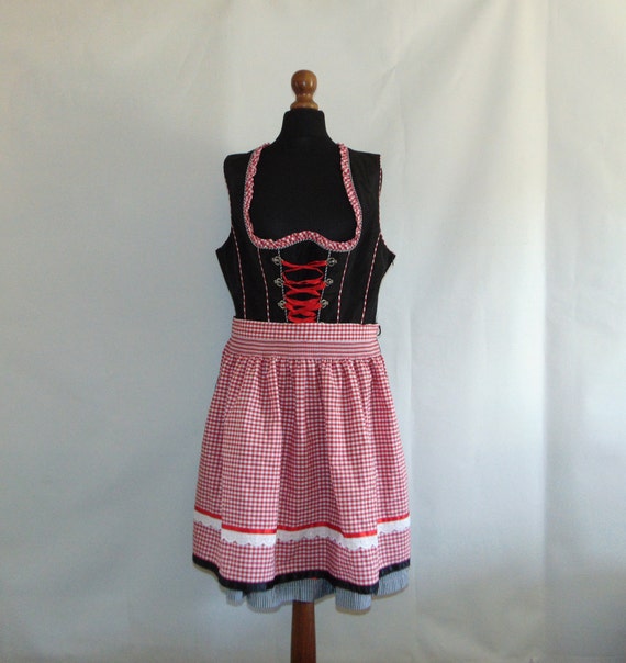 90s Dirndl Plaid mini dress with apron Black red B