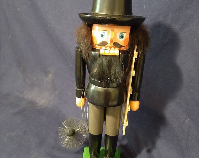 Steinbach Nutcracker Made in Germany Volkskunst Cross Country Skier