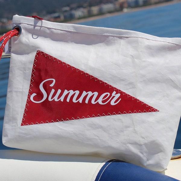 Recycled Nautical Purse, Sailor Wallet Bag, Summer Sailcloth Bag, Storage Wristlet, Segeltuchtasche, Kulturbeutel, Kosmetiktasche, Purse