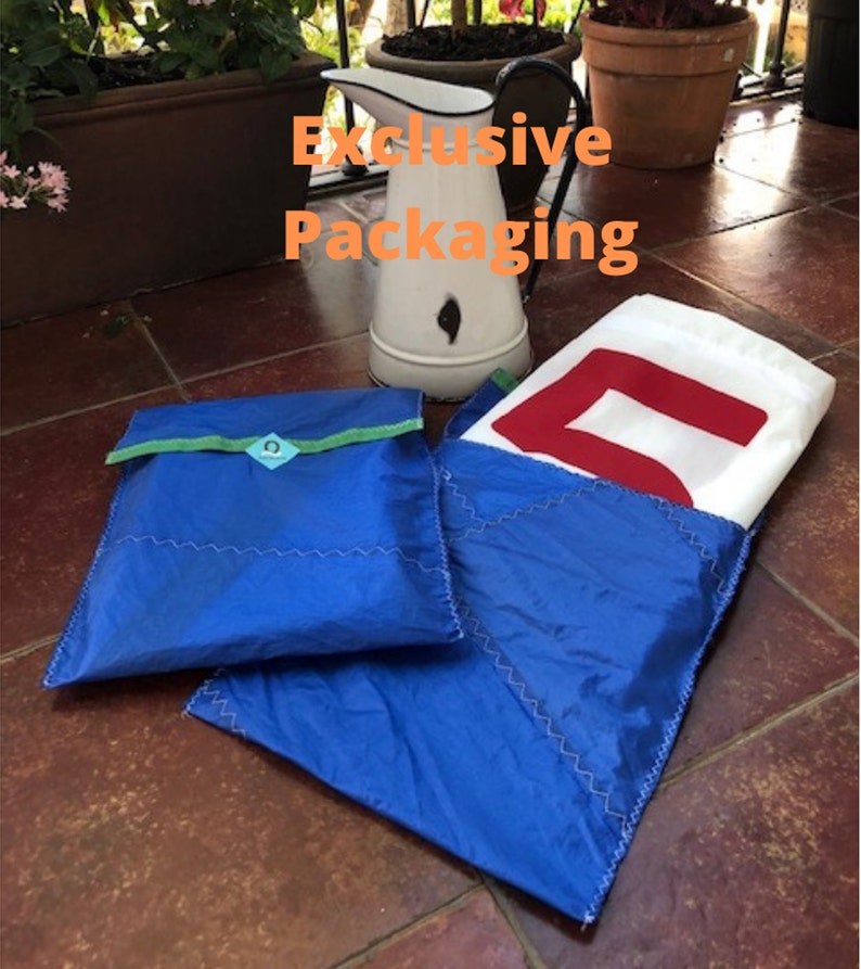 Packaging Recycled Sail Bag by Aqualata
