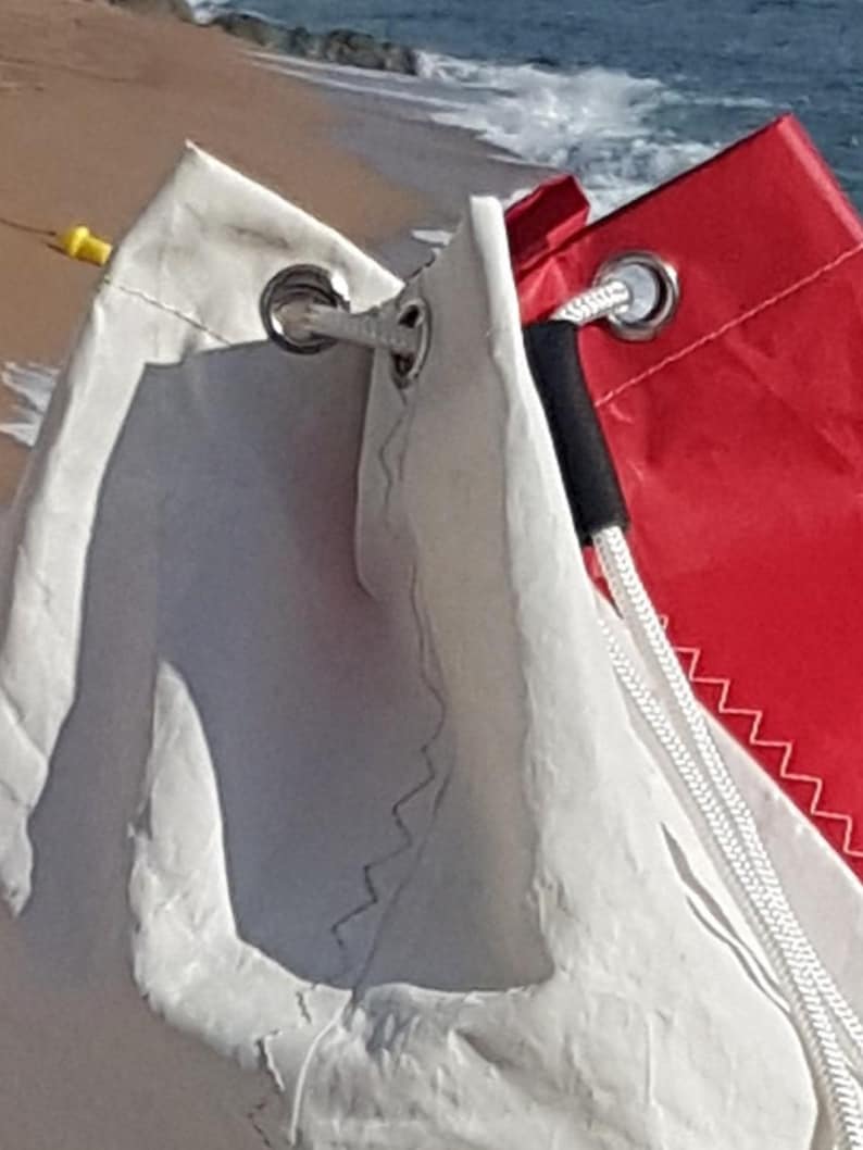 Sport Duffle Segeltasche, Backpack Recycled Sail Bag, Upcycled Sail Rucksack, Recycled Sail Duffle Bag, Nautical Backpack, Sailcloth Duffle, Shoulder Sailbag 33 L by Aqualata