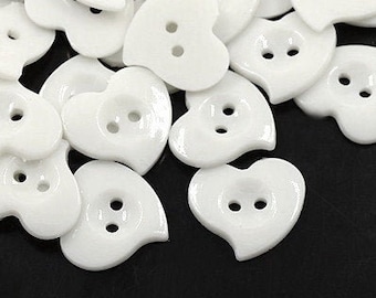 24 * Heart buttons 15 mm (0.6 inch) white acrylic