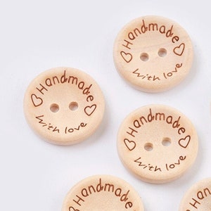 15 wooden buttons 20 mm (0.8 inch) round natural motif &quot;Handmade with love&quot;