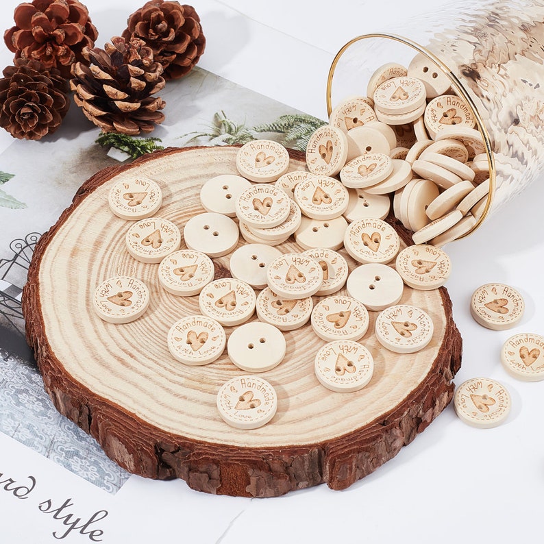 15 Holz-Knöpfe 20 mm 0,8 inch rund natur Motiv Handmade with love Bild 5