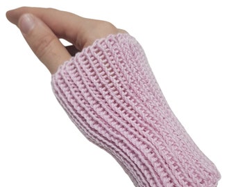 Wrist warmers 100% merino wool hand-knitted pink - ladies - one size - hand-knitted - model 5