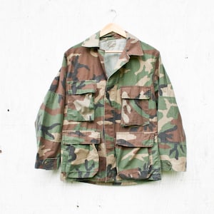 Camo Military Jacket - Medium - Vtg Camoflauge Coat - Oversized - Grunge - 80s USA Army Jacket - Lightweight Combat Jacket