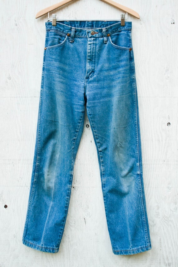 Wrangler Blue Jeans - 30 Waist - High Waist Mom J… - image 8