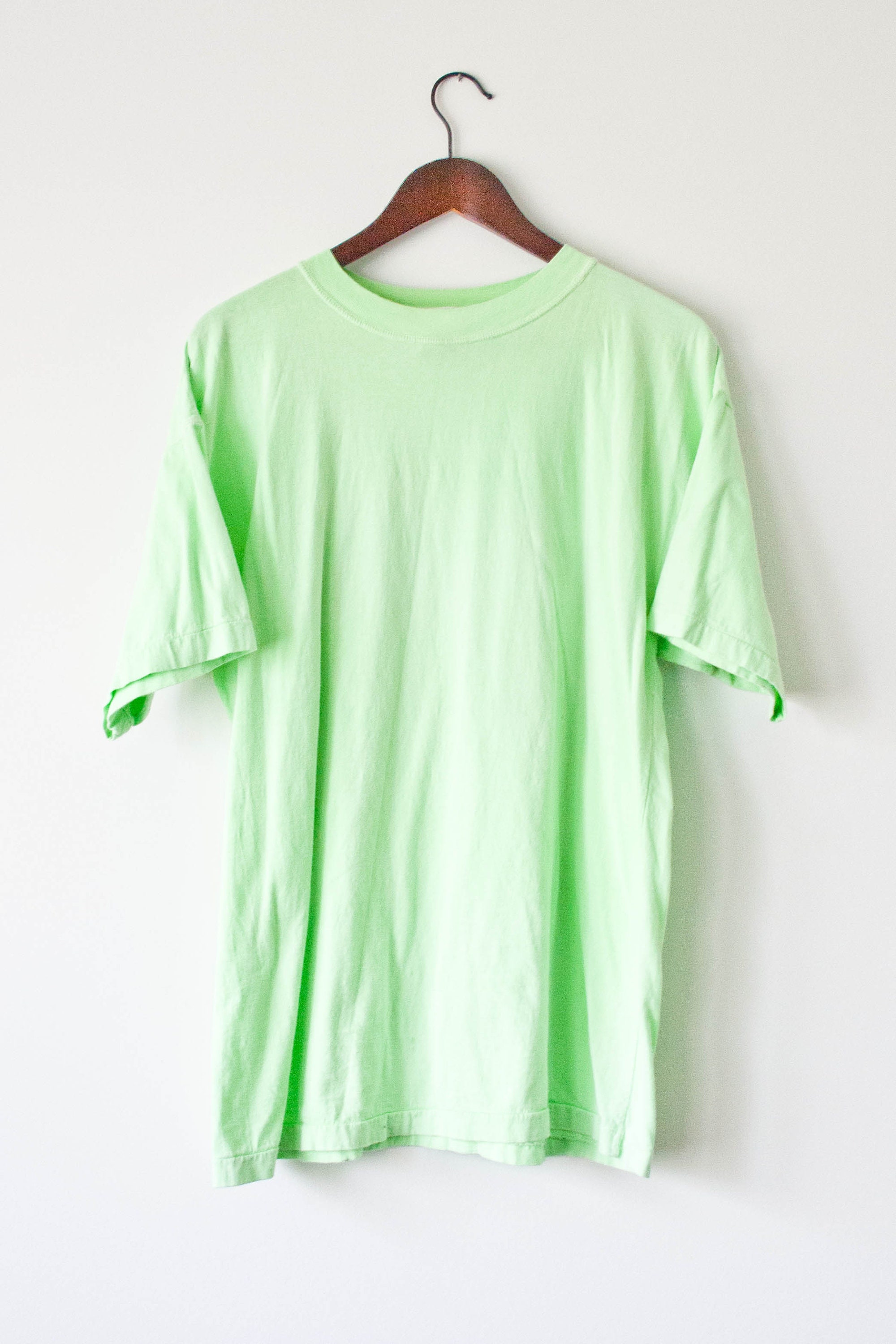 Plain Neon Green Tshirt Oversized Small Vintage Single Stitch Tee Plain Neon Green Shirt Blank Green Shirt Etsy UK