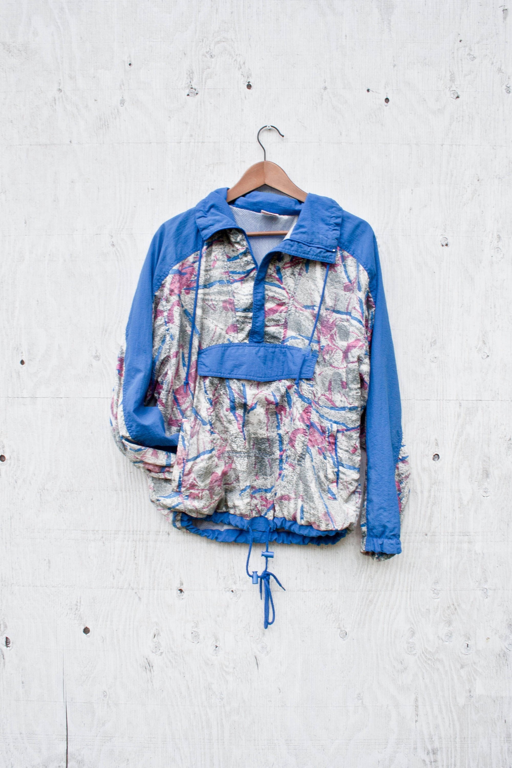 Lady Foot Locker Jacket Size Medium 