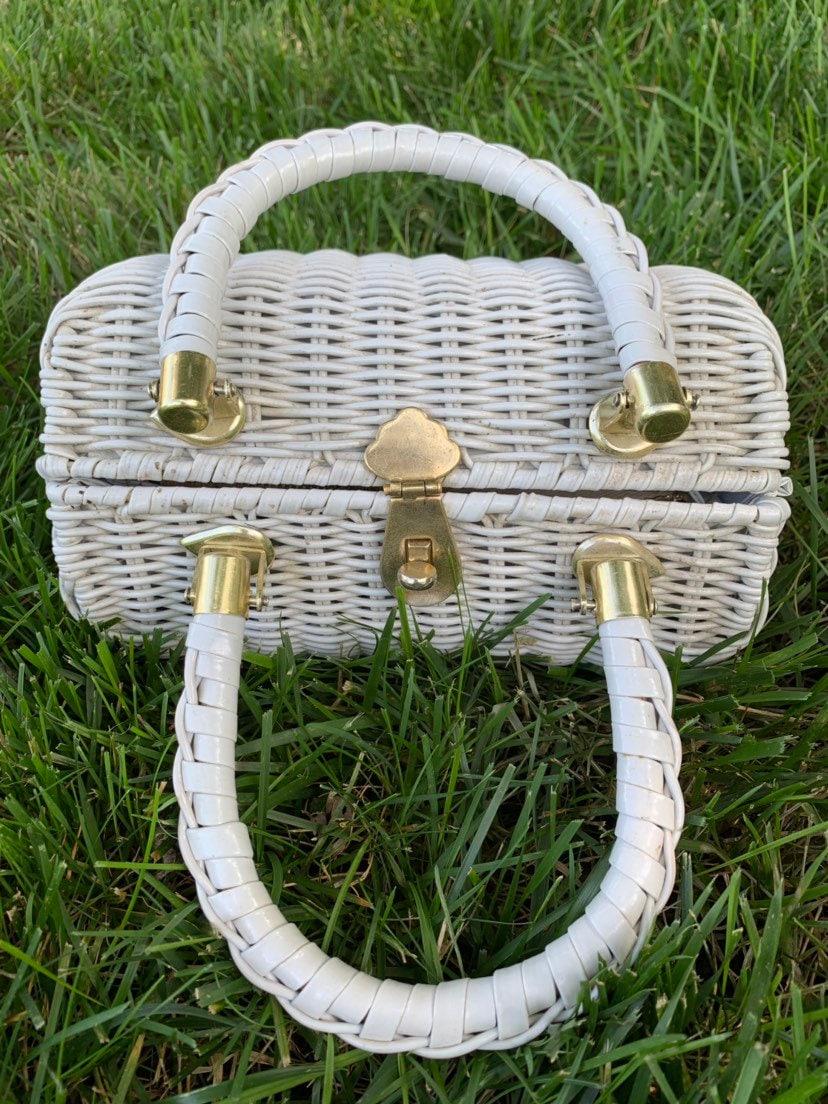 White Basket Weave Purse