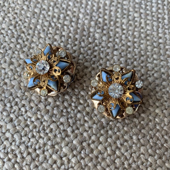 Jeweled Clip On Earrings Star Design Elaborate Decoration Gold Tone Closure