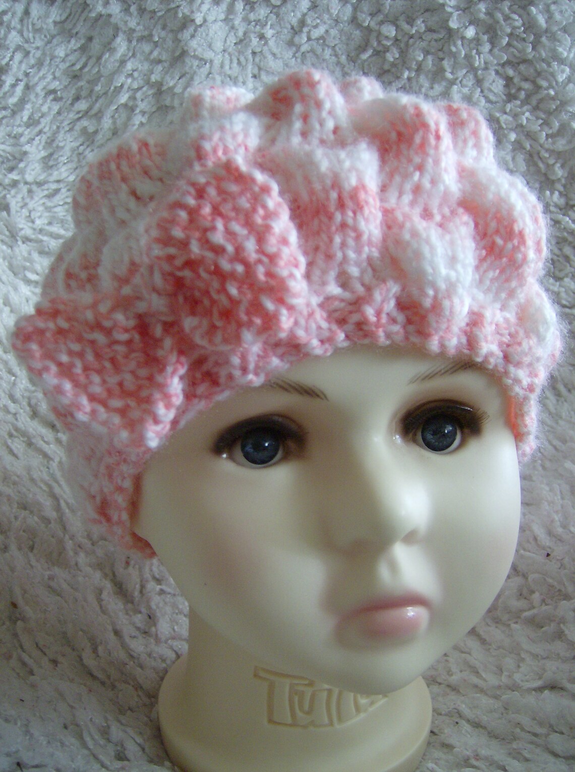 Bubblegum Hat Child 4 12 Yrs Easy Chunky Knitting Etsy