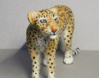 Needle Felted Leopard, felt animal figurine, realistic big cat sculpture, handmade African safari art