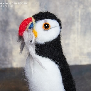 Needle felted Puffin figurine - needle felt bird, realistic Atlantic puffin decor, seabird ornament, MADE TO ORDER