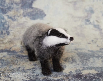 Needle Felted Badger, felted animal figurine, realistic fibre art doll, handmade wool felt ornament