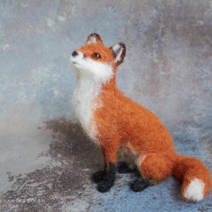 Needle Felted Fox | Red Fox Felting Decoration | Wool Felt Figurine | Unique Handmade Needle Felting Gift