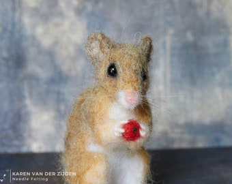 Needle Felted Mouse Figurine | Handmade Wool Felt Animal | Wood Mouse Felting Decoration