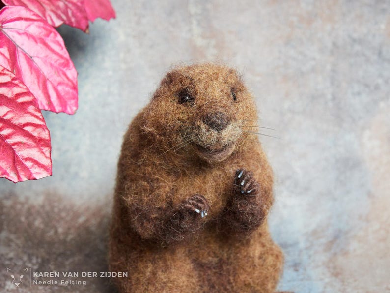 Realistic needle felted beaver sculpture, measuring just over 5 3/4 inches tall.