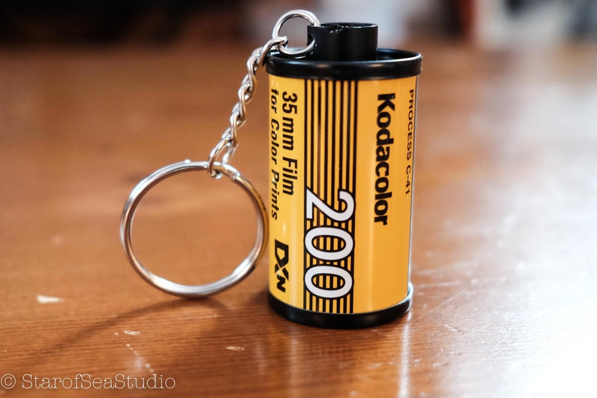 Kodak Colorplus Kodacolor 200 35mm Film Roll Canister Keychain