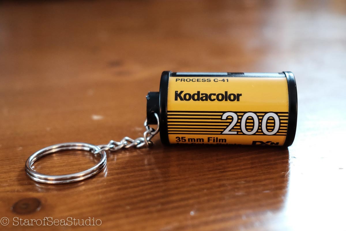 Kodak Colorplus Kodacolor 200 35mm Film Roll Canister Keychain 