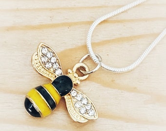 Bee / honey / bumblebee / gift  / silver / pendant / pendants / necklace / necklaces / jewelry