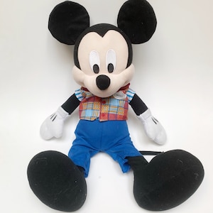 Disney / exclusive / Mickey Mouse guest services /  original / movie / collectable / collectors / plush / disney / stuffed animal