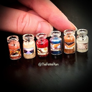 Miniature / candles / decor / dollhouse / miniatures / scale / candle