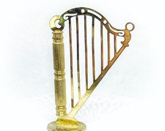 Miniature / brass / harp / musical instrument / collectible / miniatures / vintage / antique / dollhouse / furniture / rare