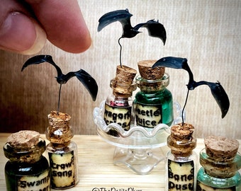 Miniature / potion / bat / spell / witch / Halloween / spooky / scary  / cute / dollhouse / miniatures / scale / handmade