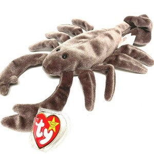 RETIRED / ERRORS / Beanie Babies “Stinger” , Rare, W/ Errors  / collectibles / collectors / TY / plush / vintage
