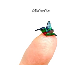 Miniature / hummingbird / bird / birds / animal  / nature / mini / dollhouse/ animals / handmade / miniatures