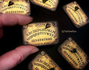 Ouija Board / Miniature / haunted / spooky / dollhouse / miniatures / dolls / scary / Halloween / mini / spirit