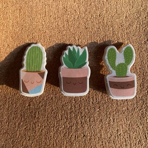 Customized paper based cactus magnets