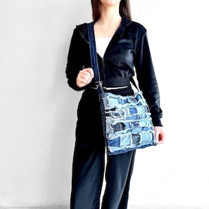 Bolso bandolera de patchwork de mezclilla reciclada/Bolso hobo de mezclilla vintage desgastada/Bolso de patchwork loco/Bolso de mezclilla desgastada
