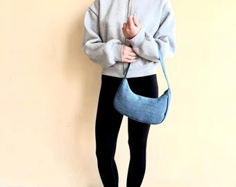 Handmade upcycled denim mini bag /Vintage jean baguette purse/Casual denim hobo bag