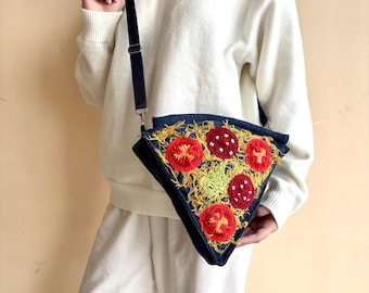 Pizza slice bag/Food style bag/Recycled crossbody bag/Crocheted pizza clutch
