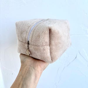 ふわふわコスメポーチ/フェイクファー財布/ソフトメイクポーチ/ふわふわペンケース/心地よいミニトイレバッグ