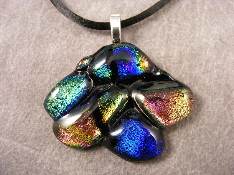 Fused Dichroic Glass Multi-Colored Textured Pendant /& Earrings Set