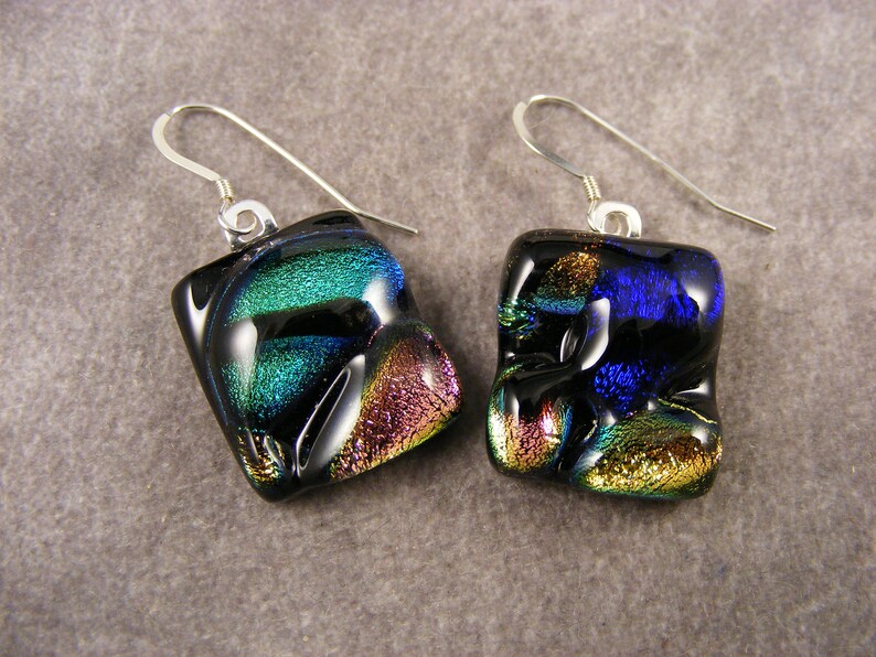 Fused Dichroic Glass Multi-Colored Textured Pendant /& Earrings Set